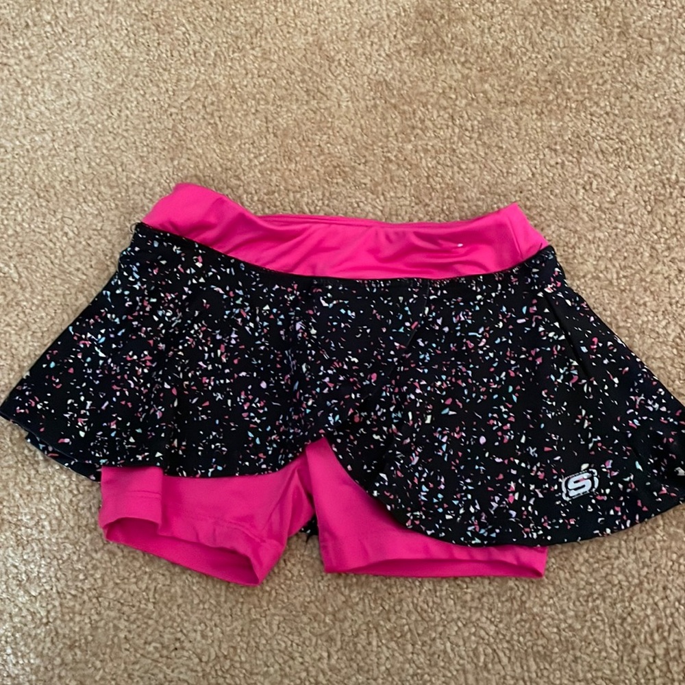 Sketcher shorts with skirt